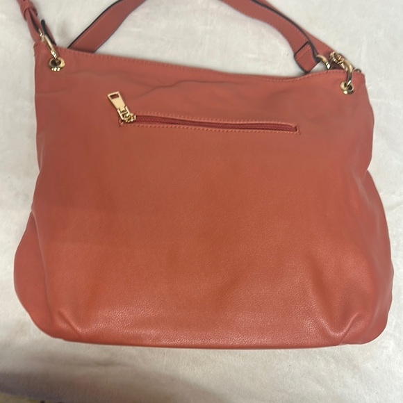 Malibu Skye  Hobo Bag with Woven Texture and Adjustable Strap - Picture 4 of 10